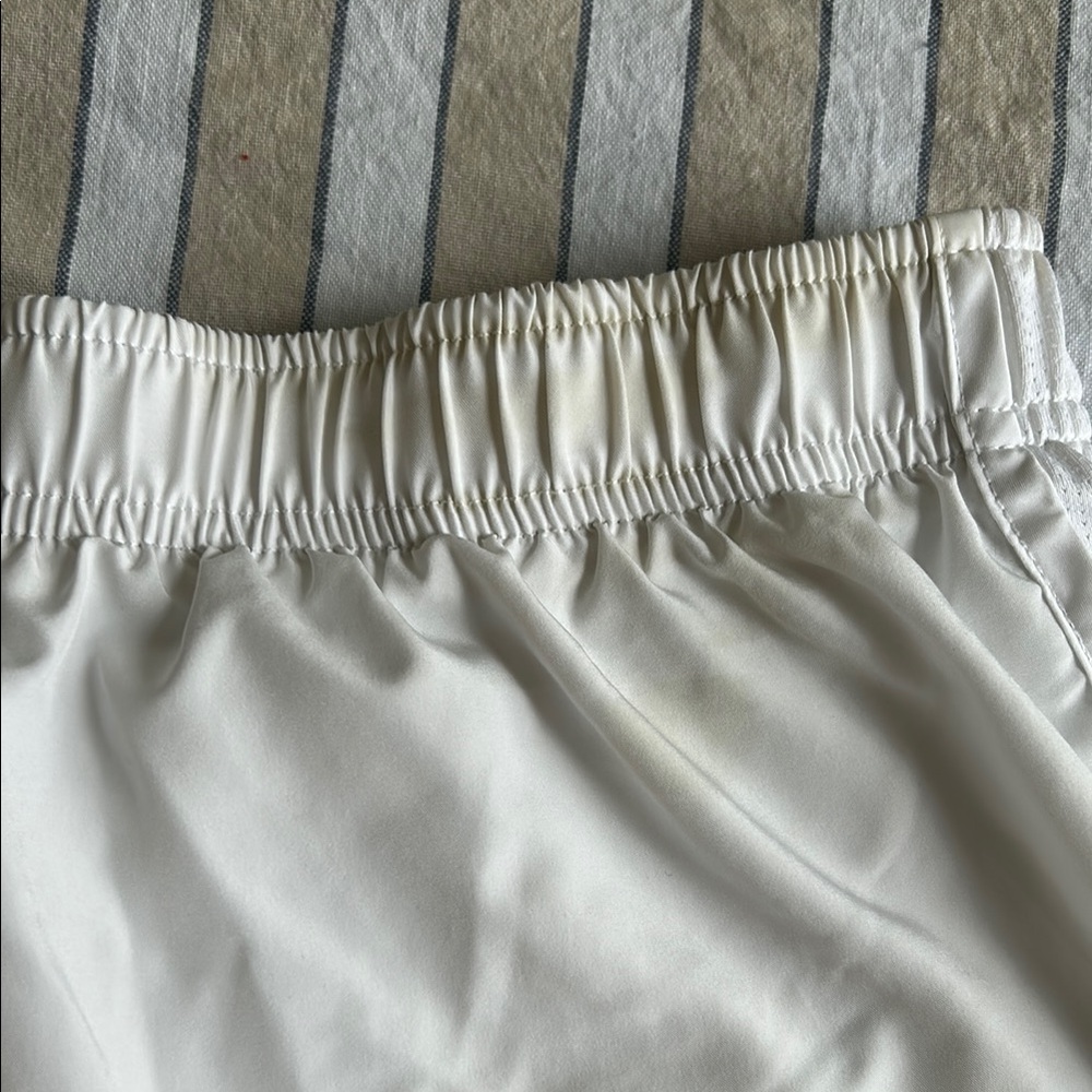 Nike White Athletic Shorts Lightweight Moisture-Wicking - Picture 3 of 4